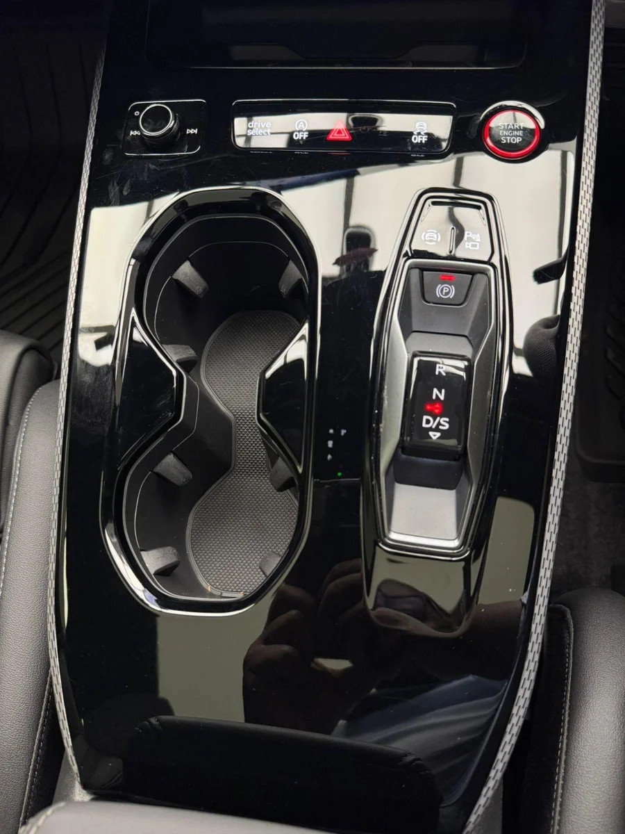 Preloaded Image 40