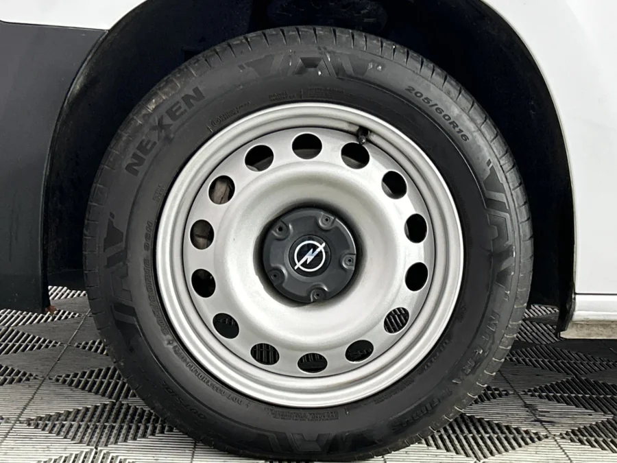 Preloaded Image 3