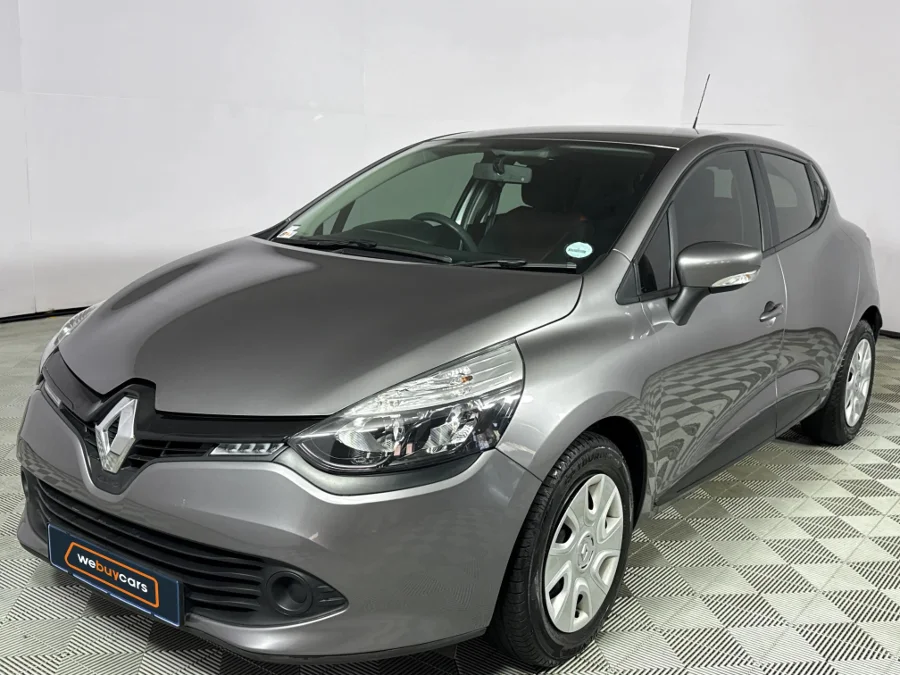 Used 2015 Renault Clio 66kW turbo Dynamique - WeBuyCars Durban Used 2015 Renault Clio 66kW turbo Dynamique - WeBuyCars Durban