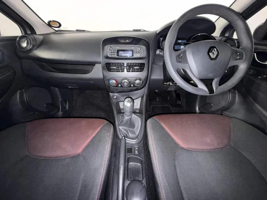 Used 2015 Renault Clio 66kW turbo Dynamique - WeBuyCars Durban Used 2015 Renault Clio 66kW turbo Dynamique - WeBuyCars Durban