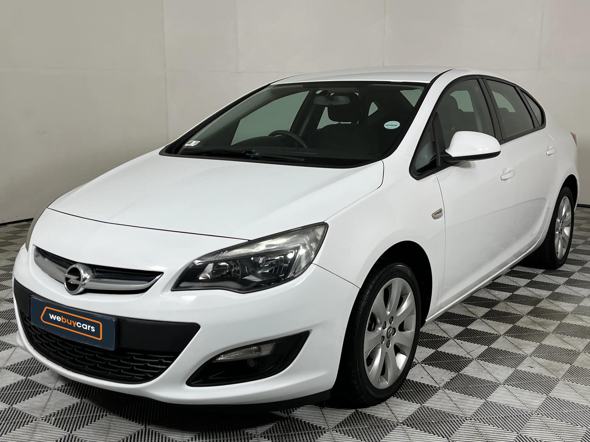 Used 2016 Opel Astra sedan 1.6 Essentia