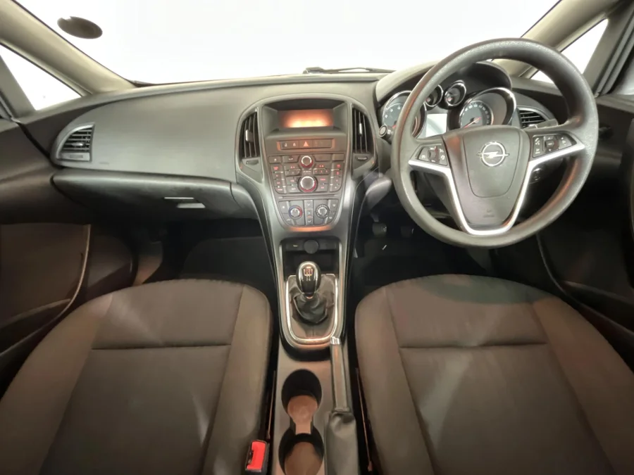 Used 2016 Opel Astra sedan 1.6 Essentia - WeBuyCars The Dome Used 2016 Opel Astra sedan 1.6 Essentia - WeBuyCars The Dome