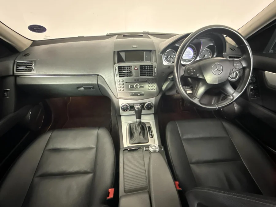 Used 2010 Mercedes-Benz C-Class C180CGI estate Avantgarde Touchshift - WeBuyCars Lansdowne Used 2010 Mercedes-Benz C-Class C180CGI estate Avantgarde Touchshift - WeBuyCars Lansdowne