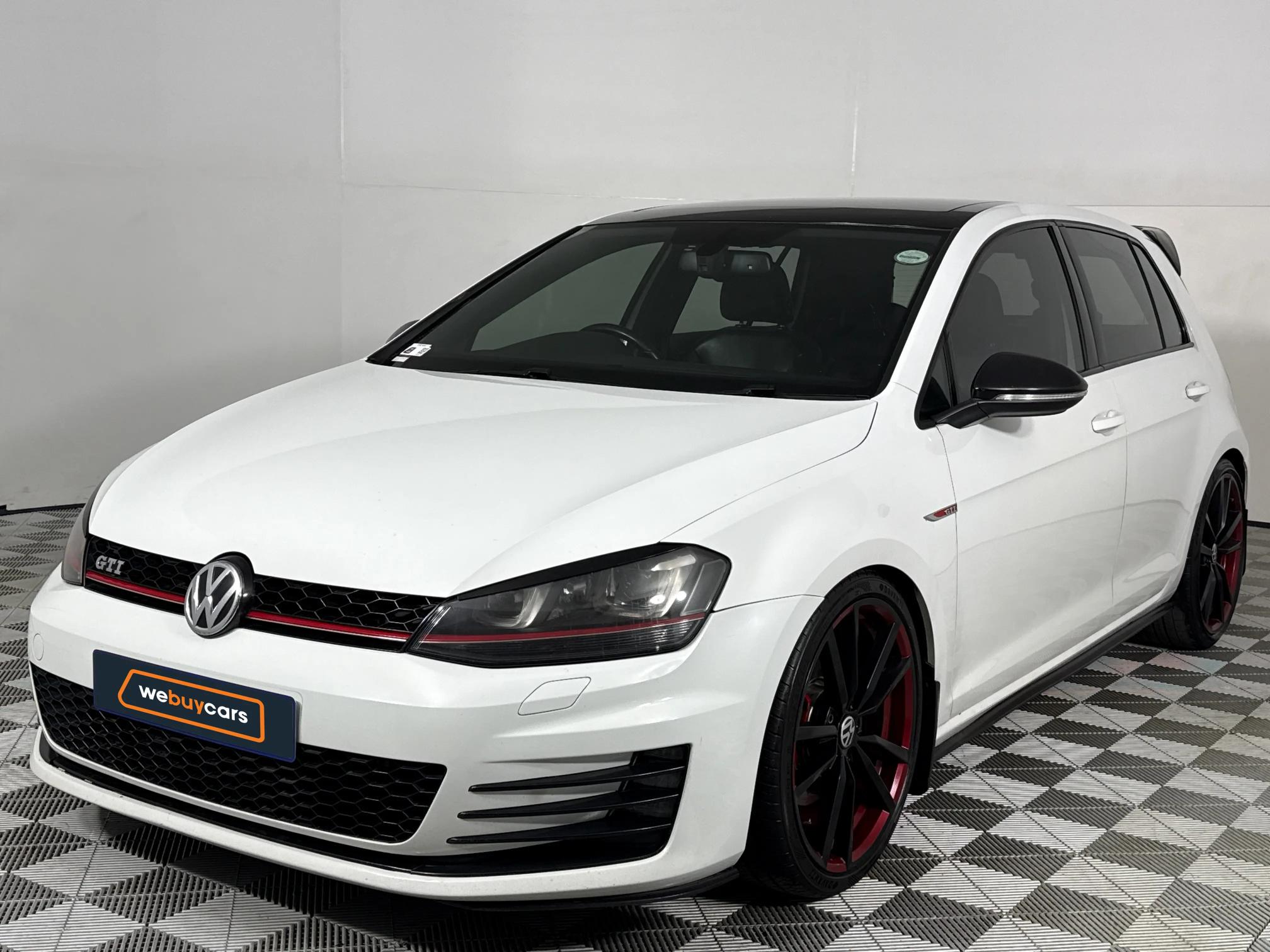 Used 2015 Volkswagen Golf GTI auto