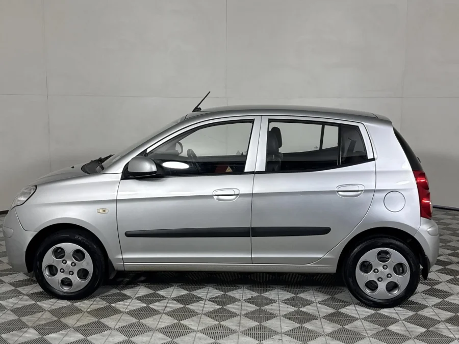 Used 2011 Kia Picanto 1.1 Striker - WeBuyCars JHB South Used 2011 Kia Picanto 1.1 Striker - WeBuyCars JHB South