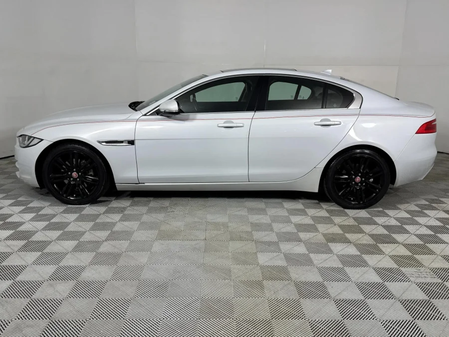Used 2017 Jaguar XE 20d Prestige - WeBuyCars Silverlakes Used 2017 Jaguar XE 20d Prestige - WeBuyCars Silverlakes