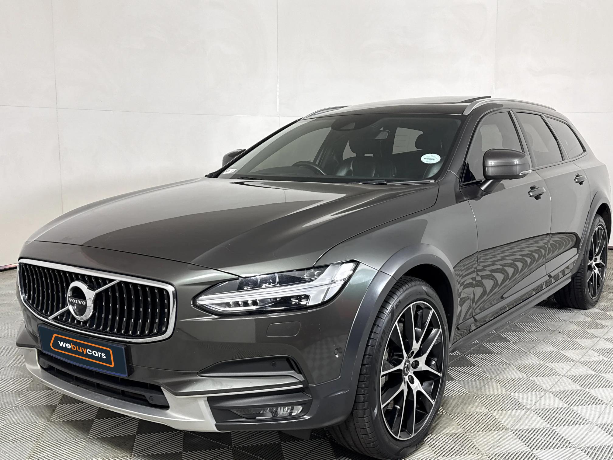 Used 2020 Volvo V90 Cross Country D5 AWD Inscription