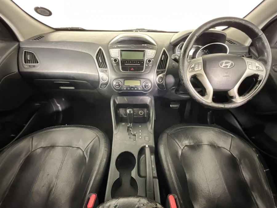 Used 2013 Hyundai ix35 2.0 Executive auto - WeBuyCars The Dome Used 2013 Hyundai ix35 2.0 Executive auto - WeBuyCars The Dome