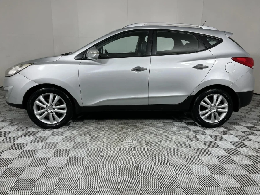 Used 2013 Hyundai ix35 2.0 Executive auto - WeBuyCars The Dome Used 2013 Hyundai ix35 2.0 Executive auto - WeBuyCars The Dome