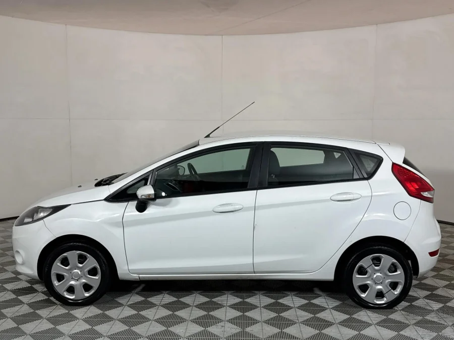 Used 2011 Ford Fiesta 5-door 1.6 Ambiente auto - WeBuyCars JHB South Used 2011 Ford Fiesta 5-door 1.6 Ambiente auto - WeBuyCars JHB South