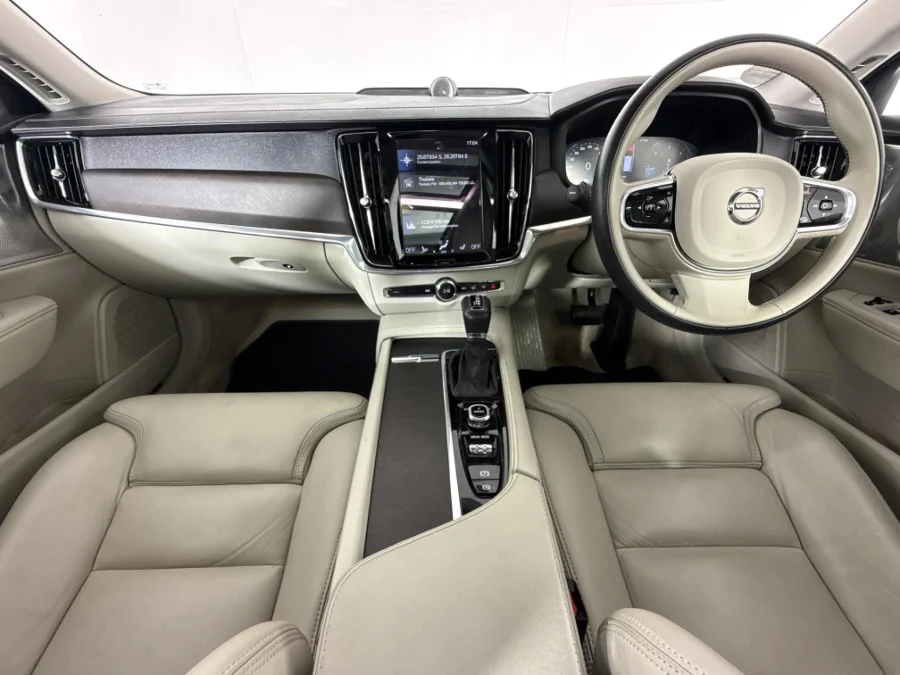 Used 2018 Volvo V90 Cross Country D5 AWD Inscription - WeBuyCars Montana Used 2018 Volvo V90 Cross Country D5 AWD Inscription - WeBuyCars Montana