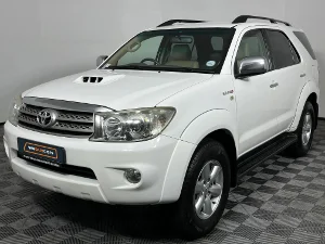 Used 2010 Toyota Fortuner 3.0D-4D auto Used 2010 Toyota Fortuner 3.0D-4D auto