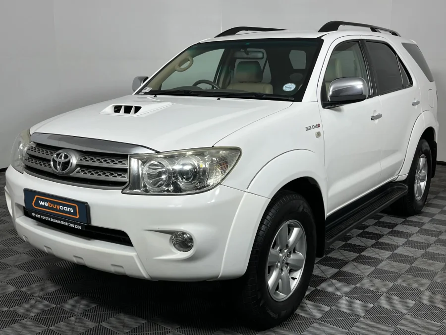 Used 2010 Toyota Fortuner 3.0D-4D auto - WeBuyCars Witbank Used 2010 Toyota Fortuner 3.0D-4D auto - WeBuyCars Witbank
