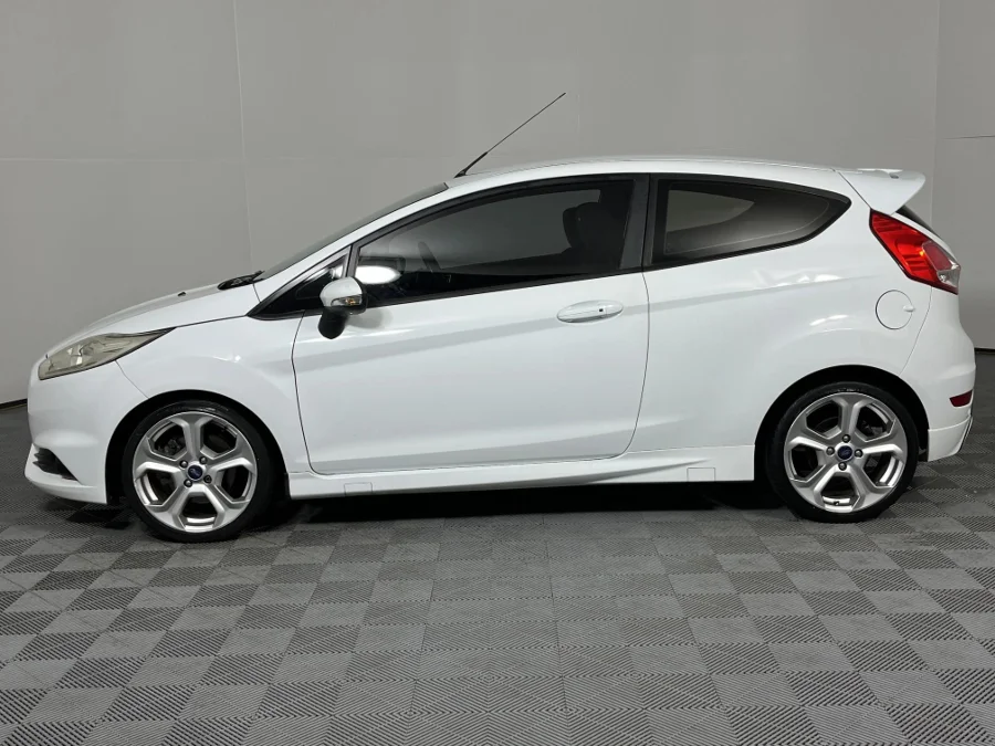 Used 2014 Ford Fiesta ST - WeBuyCars Montana Used 2014 Ford Fiesta ST - WeBuyCars Montana