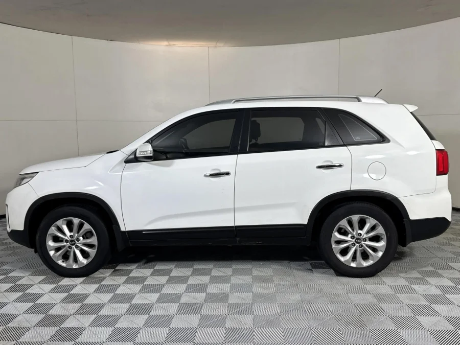 Used 2015 Kia Sorento 2.2CRDi LX - WeBuyCars Midstream Used 2015 Kia Sorento 2.2CRDi LX - WeBuyCars Midstream