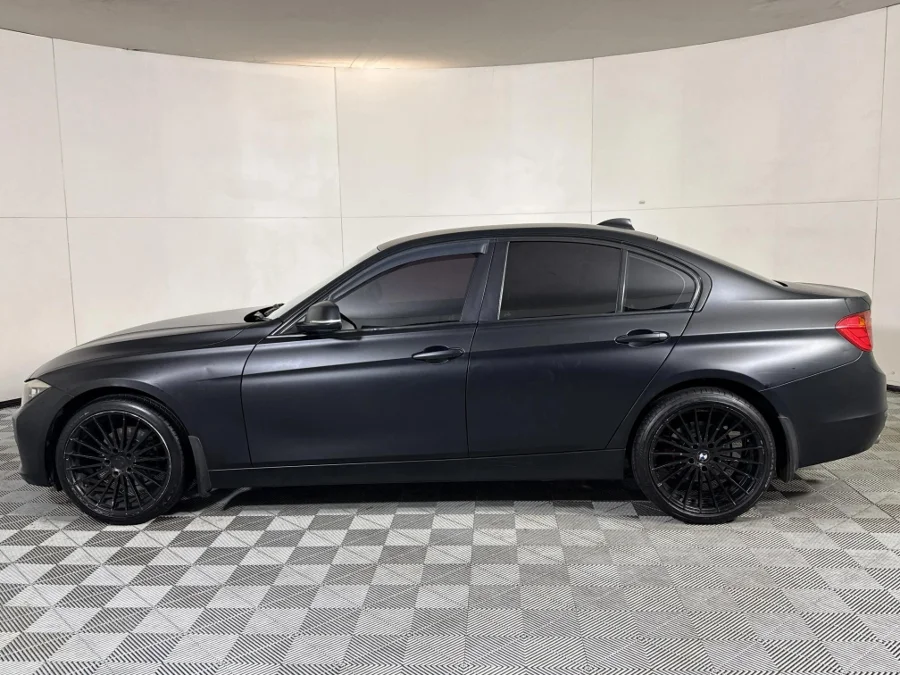Used 2012 BMW 3 Series 320i - WeBuyCars Midstream Used 2012 BMW 3 Series 320i - WeBuyCars Midstream