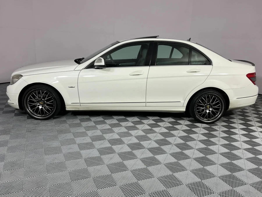 Used 2008 Mercedes-Benz C-Class C180 Kompressor Avantgarde Touchshift - WeBuyCars Lansdowne Used 2008 Mercedes-Benz C-Class C180 Kompressor Avantgarde Touchshift - WeBuyCars Lansdowne