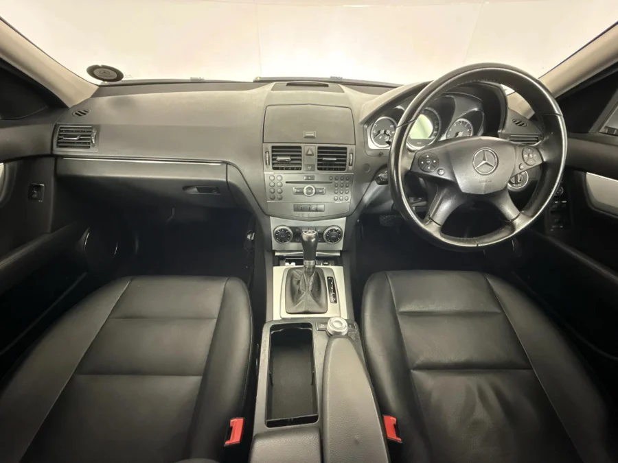 Used 2009 Mercedes-Benz C-Class C180 Kompressor Classic - WeBuyCars JHB South Used 2009 Mercedes-Benz C-Class C180 Kompressor Classic - WeBuyCars JHB South
