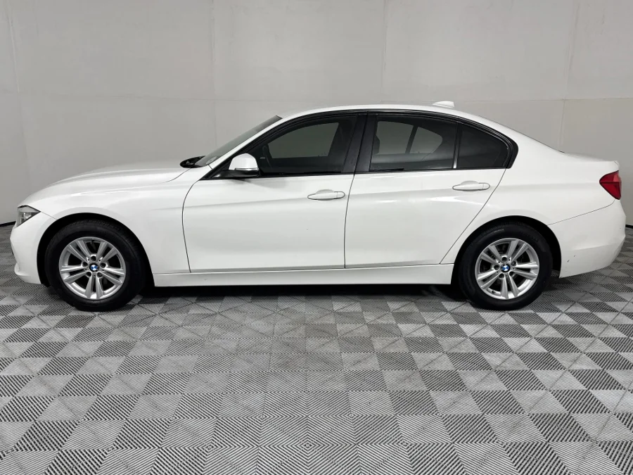 Used 2017 BMW 3 Series 320i sports-auto - WeBuyCars The Dome Used 2017 BMW 3 Series 320i sports-auto - WeBuyCars The Dome