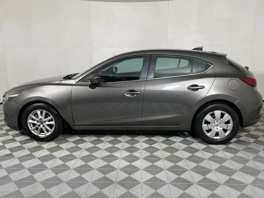Used 2019 Mazda Mazda3 hatch 1.6 Dynamic - WeBuyCars JHB South Used 2019 Mazda Mazda3 hatch 1.6 Dynamic - WeBuyCars JHB South