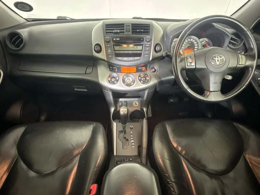 Used 2012 Toyota RAV4 2.0 VX auto - WeBuyCars Midstream Used 2012 Toyota RAV4 2.0 VX auto - WeBuyCars Midstream