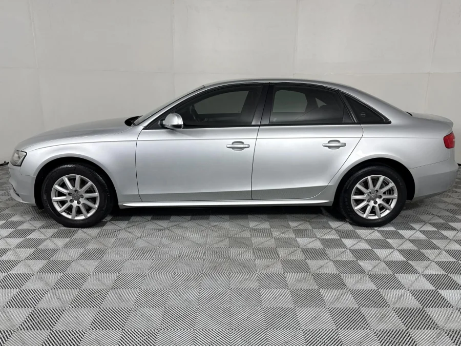 Used 2014 Audi A4 1.8T S auto - WeBuyCars The Dome Used 2014 Audi A4 1.8T S auto - WeBuyCars The Dome