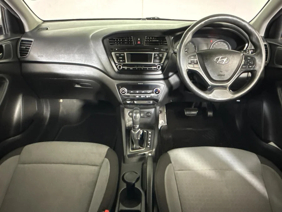 Used 2015 Hyundai i20 1.4 Fluid auto - WeBuyCars Midstream Used 2015 Hyundai i20 1.4 Fluid auto - WeBuyCars Midstream