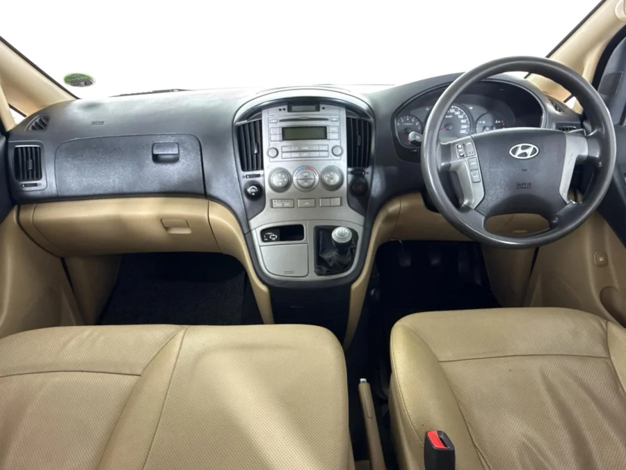 Used 2011 Hyundai H-1 2.4 bus Executive - WeBuyCars The Dome Used 2011 Hyundai H-1 2.4 bus Executive - WeBuyCars The Dome