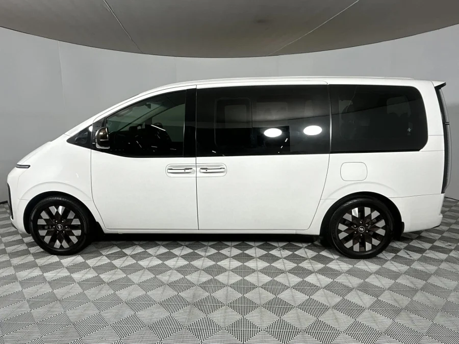 Used 2022 Hyundai Staria 2.2D Luxury - WeBuyCars Richmond Used 2022 Hyundai Staria 2.2D Luxury - WeBuyCars Richmond
