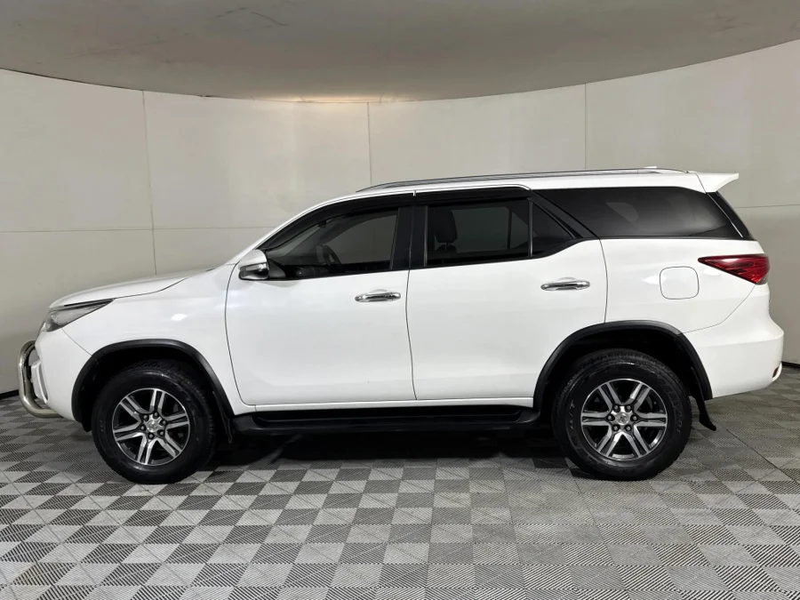 Used 2016 Toyota Fortuner 2.8GD-6 auto - WeBuyCars Midstream Used 2016 Toyota Fortuner 2.8GD-6 auto - WeBuyCars Midstream