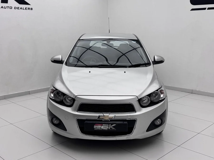 Used 2014 Chevrolet Sonic hatch 1.6 LS Black&White Edition - EBK Auto Used 2014 Chevrolet Sonic hatch 1.6 LS Black&White Edition - EBK Auto