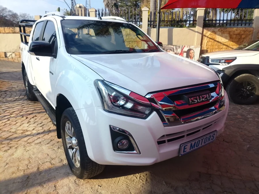 Used 2022 Isuzu D-Max 300 3.0TD double cab LX - E Motors Used 2022 Isuzu D-Max 300 3.0TD double cab LX - E Motors