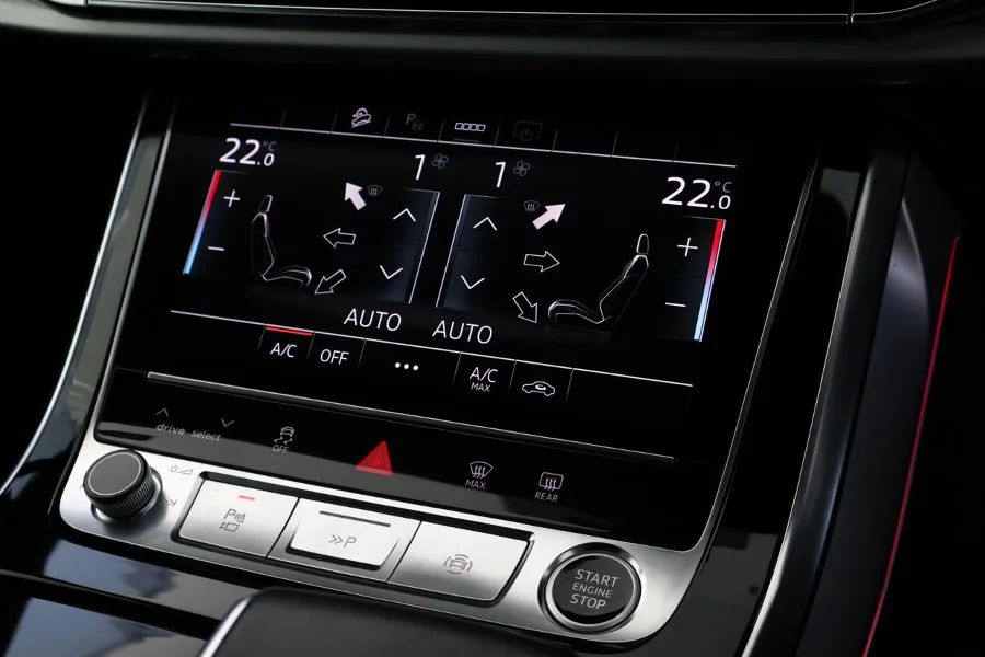 Used 2022 Audi Q7 45TDI quattro S line - Audi Centre Hatfield Used 2022 Audi Q7 45TDI quattro S line - Audi Centre Hatfield