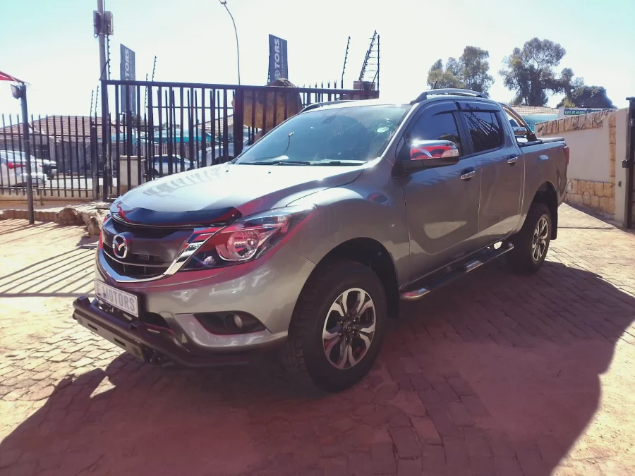 Used 2021 Mazda BT-50 2.2 double cab SLE auto - E Motors Used 2021 Mazda BT-50 2.2 double cab SLE auto - E Motors