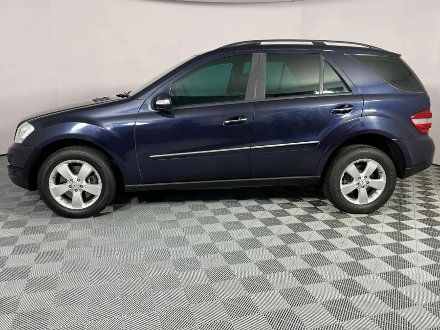 Used 2005 Mercedes-Benz ML ML500 - WeBuyCars Lansdowne
