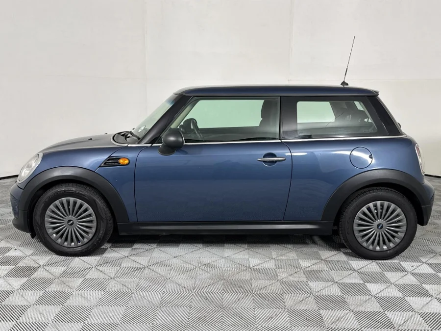 Used 2011 MINI Hatch One - WeBuyCars The Dome Used 2011 MINI Hatch One - WeBuyCars The Dome