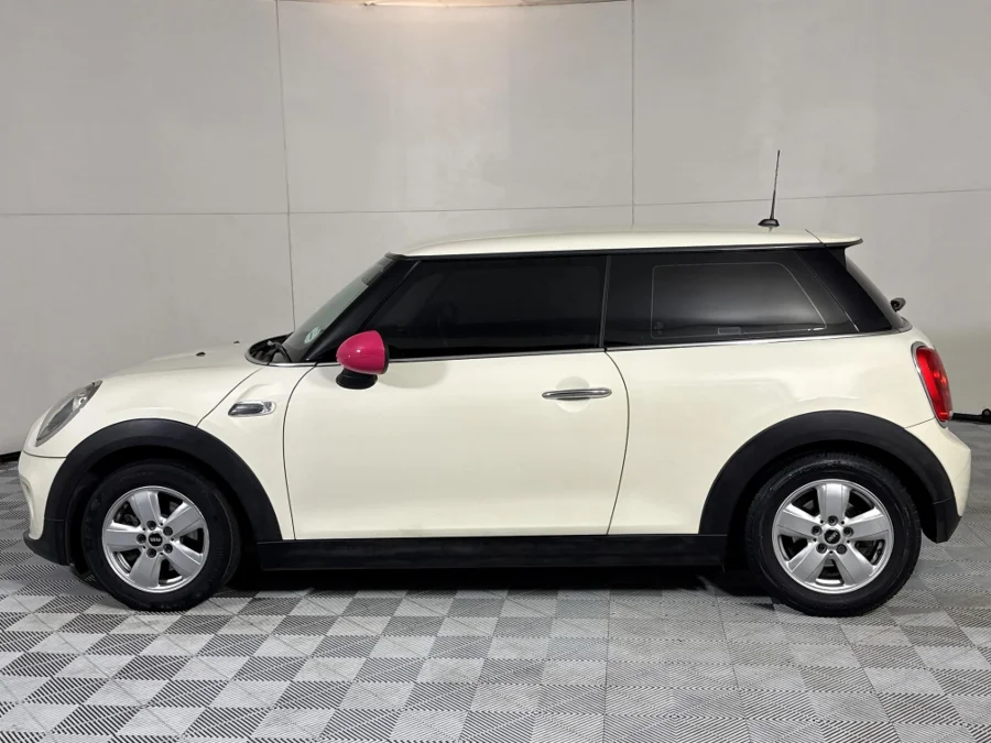 Used 2017 MINI Hatch One Hatch 3-door auto - WeBuyCars Midstream Used 2017 MINI Hatch One Hatch 3-door auto - WeBuyCars Midstream