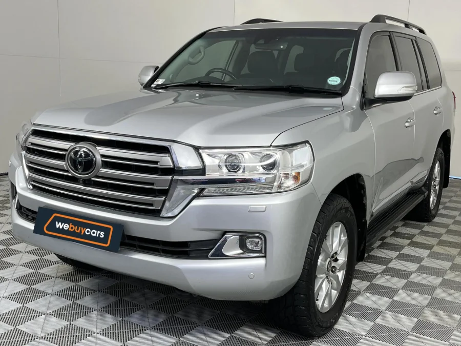 Used 2018 Toyota Land Cruiser 200 4.5D-4D V8 VX-R - WeBuyCars The Dome Used 2018 Toyota Land Cruiser 200 4.5D-4D V8 VX-R - WeBuyCars The Dome