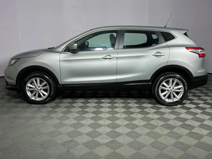 Used 2014 Nissan Qashqai 1.2T Visia - WeBuyCars Rustenburg