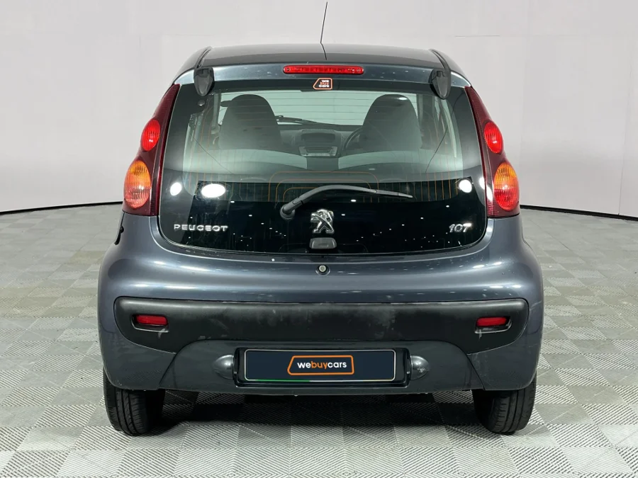 Preloaded Image 14