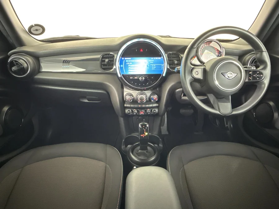 Used 2023 MINI Hatch One Hatch 5-door - WeBuyCars Montana