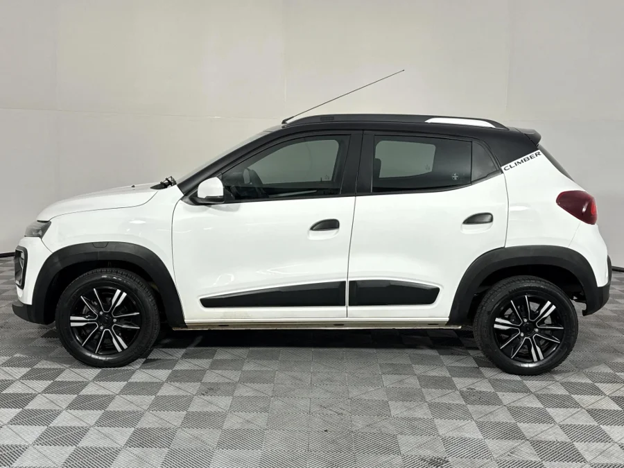 Used 2023 Renault Kwid 1.0 Climber auto - WeBuyCars Midstream Used 2023 Renault Kwid 1.0 Climber auto - WeBuyCars Midstream