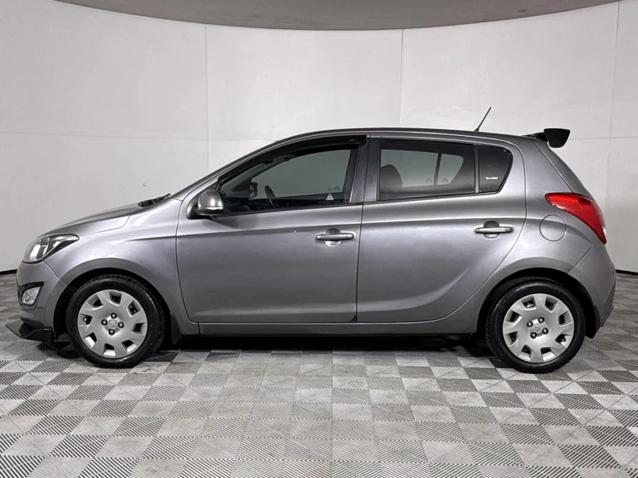 Used 2014 Hyundai i20 1.4 Fluid auto - WeBuyCars Riverhorse Used 2014 Hyundai i20 1.4 Fluid auto - WeBuyCars Riverhorse