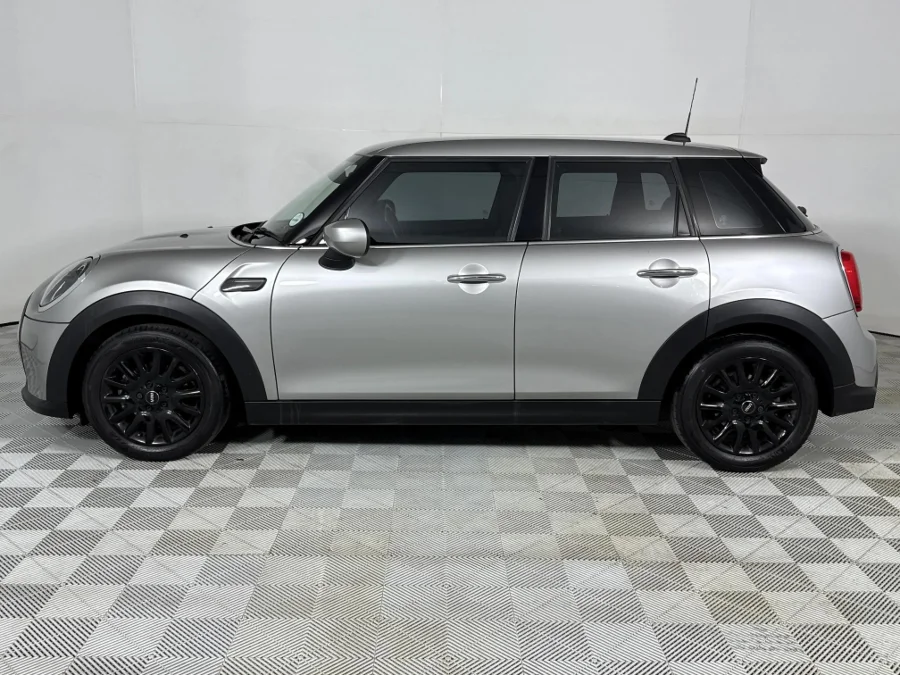 Used 2023 MINI Hatch One Hatch 3-door - WeBuyCars Silverlakes Used 2023 MINI Hatch One Hatch 3-door - WeBuyCars Silverlakes