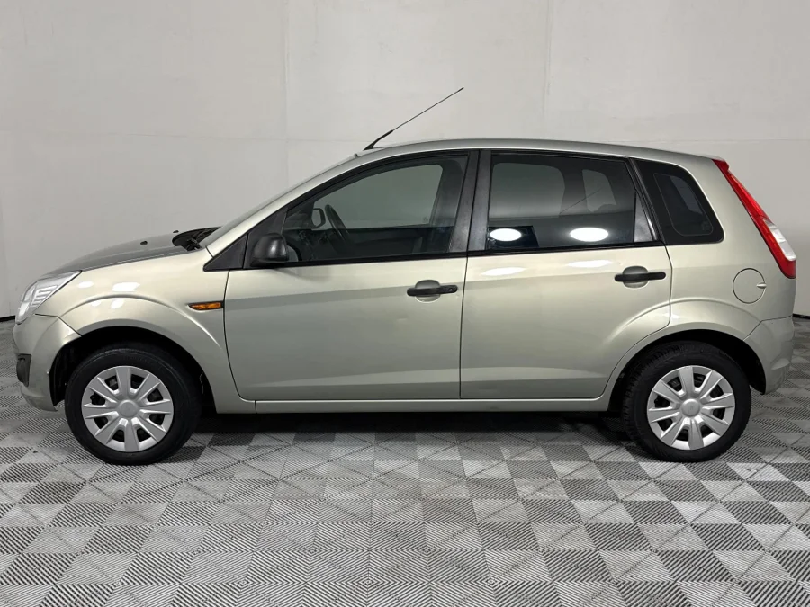 Used 2013 Ford Figo 1.4 Ambiente - WeBuyCars The Dome Used 2013 Ford Figo 1.4 Ambiente - WeBuyCars The Dome