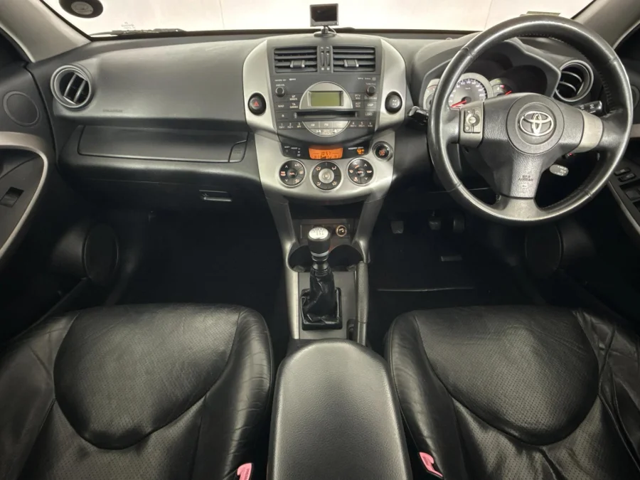 Used 2007 Toyota RAV4 2.2D-4D VX - WeBuyCars Silverlakes Used 2007 Toyota RAV4 2.2D-4D VX - WeBuyCars Silverlakes