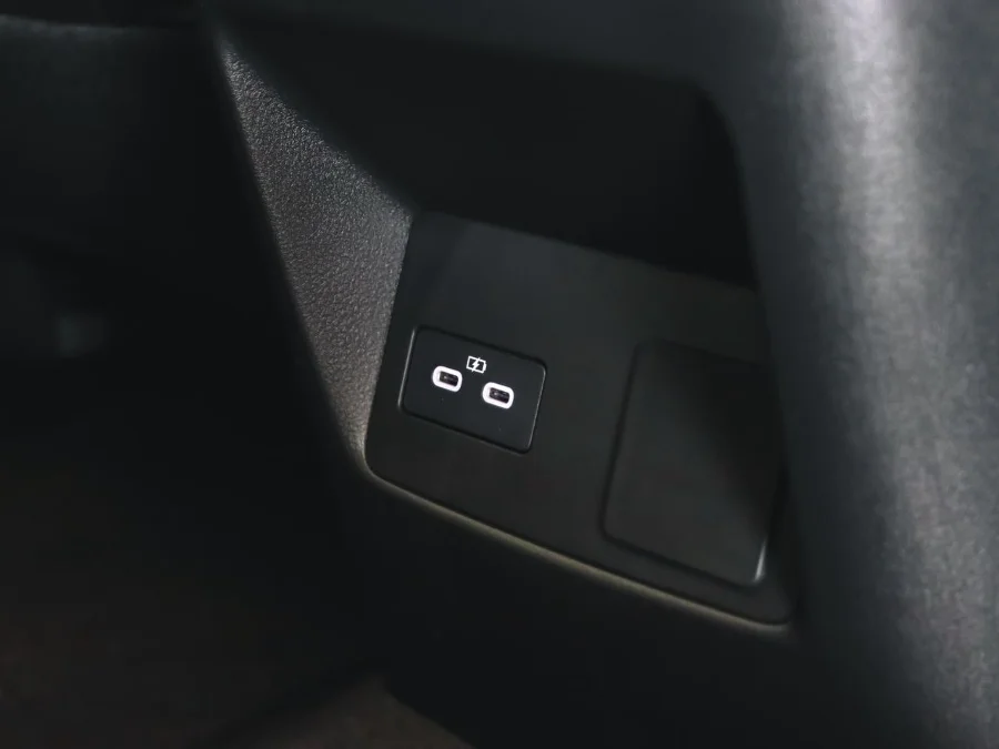 Preloaded Image 31