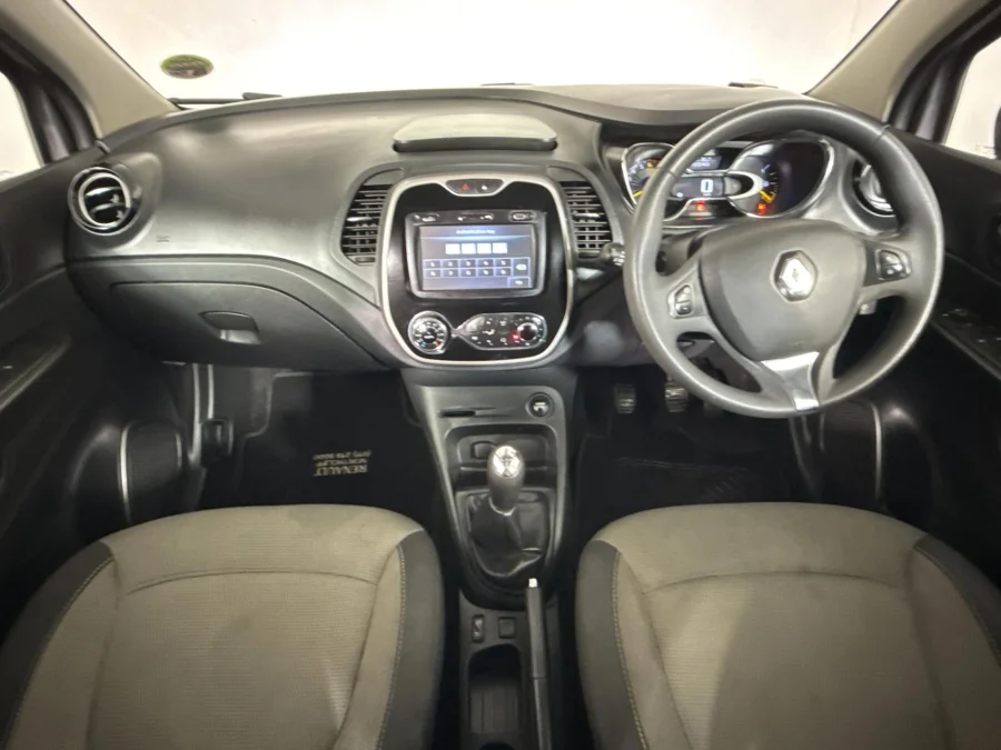 Used 2016 Renault Captur 66kW turbo Expression - WeBuyCars JHB South Used 2016 Renault Captur 66kW turbo Expression - WeBuyCars JHB South