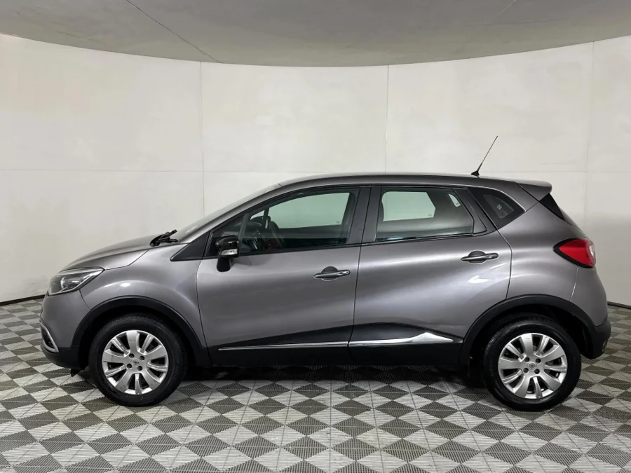 Used 2016 Renault Captur 66kW turbo Expression - WeBuyCars JHB South Used 2016 Renault Captur 66kW turbo Expression - WeBuyCars JHB South