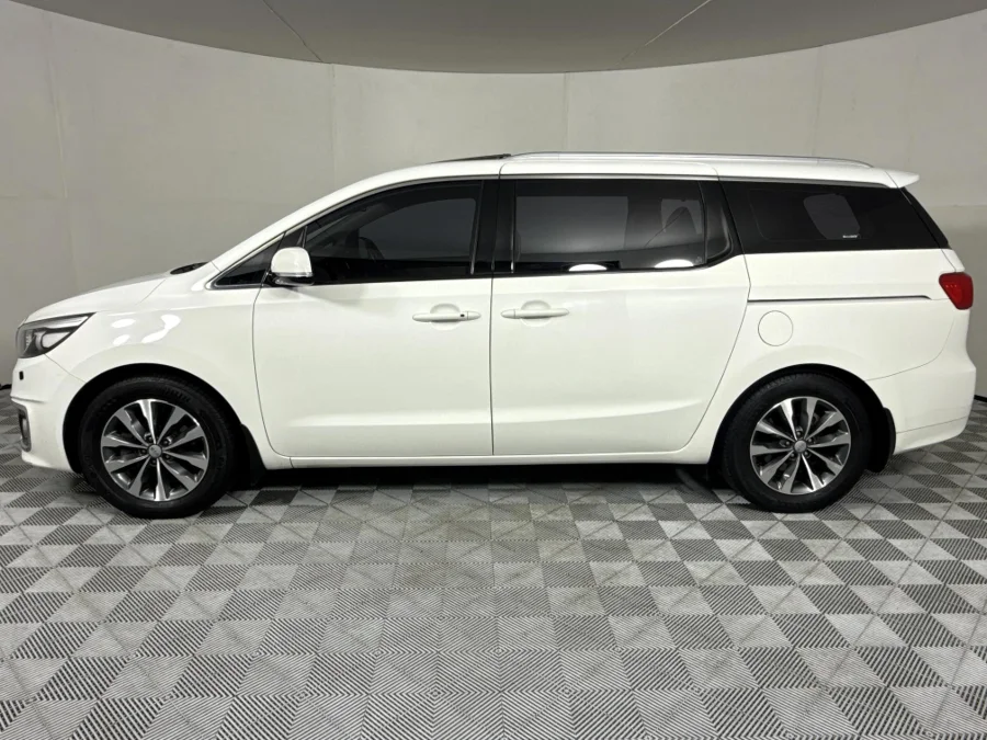 Used 2016 Kia Grand Sedona 2.2CRDi SXL - WeBuyCars The Dome Used 2016 Kia Grand Sedona 2.2CRDi SXL - WeBuyCars The Dome